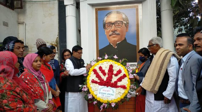 গাংনীতে নানা কর্মসূচীতে মহান বিজয় দিবস