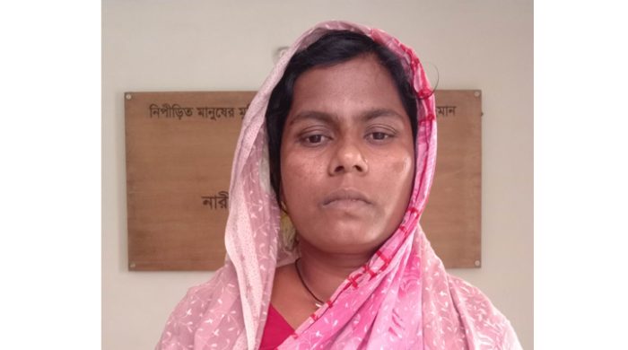 গাংনীতে গাজাসহ নারী মাদককারবারি আটক