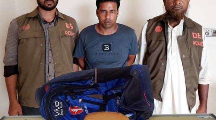 মেহেরপুরের সাবেক মেম্বার গাঁজাসহ কুষ্টিয়ায় আটক