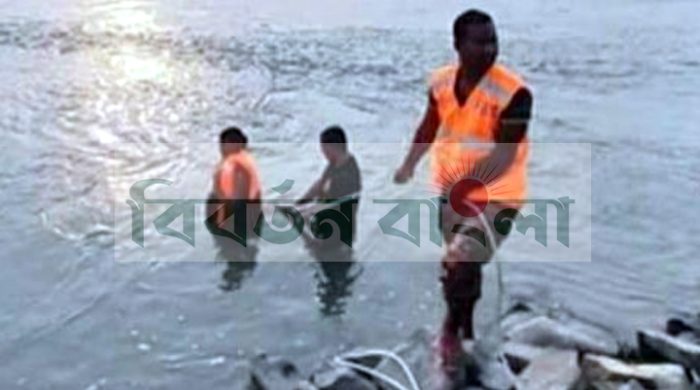 কুষ্টিয়ার গড়াই নদীতে ঢাবি শিক্ষার্থী নিখোঁজ
