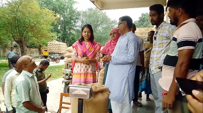 গাংনীতে সরকারিভাবে ধান ক্রয়ের উদ্বোধন