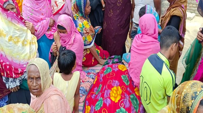 মেহেরপুরে এক গৃহবধুর আত্মহত্যা / পরিবারের দাবী হত্যা