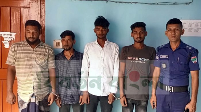 গাংনীতে চোরাই গহনাসহ গ্রেফতার-৪