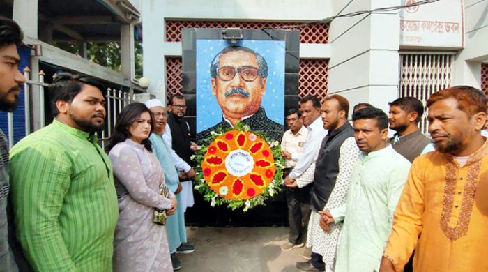 গাংনীতে বঙ্গবন্ধুর প্রতিকৃতিতে শ্রদ্ধা নিবেদন নৌকার প্রার্থী