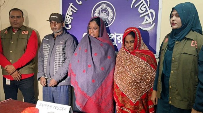 মেহেরপুরে হেরোইনসহ ৩ মাদক কারবারী আটক