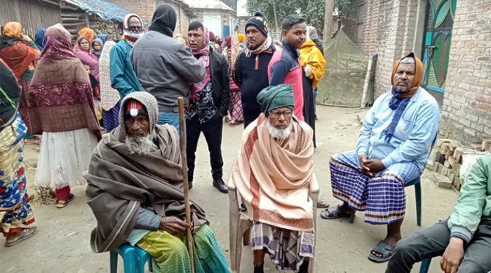 গাংনীতে বিদ্যুৎস্পৃষ্ট হয়ে চা দোকানীর মৃত্যু