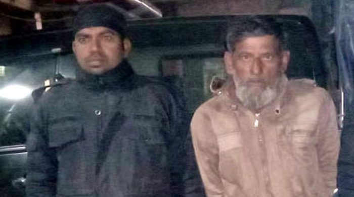 গাংনীতে র‌্যাবের অভিযানে হেরোইনসহ আটক-১