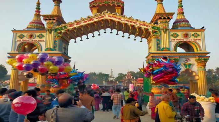 কুষ্টিয়ার খোকসায় ঐতিহ্যবাহী কালীপূজা মেলা শুরু