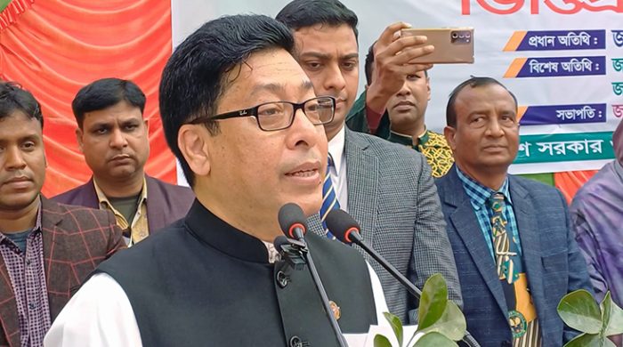 প্রধানমন্ত্রী দক্ষ ও যোগ্য নেতৃত্বে বাংলাদেশ কে এগিয়ে নিচ্ছেন-জনপ্রশাসন মন্ত্রী