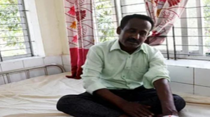উপজেলা চেয়ারম্যান প্রার্থীর প্রচারণা না করায় সাবেক চেয়ারম্যানকে নির্যাতন