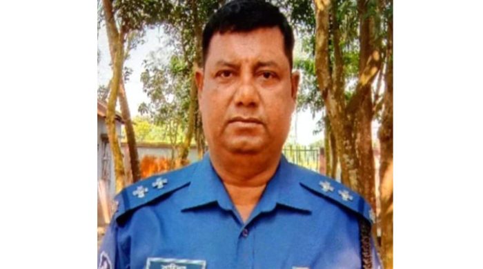 কুষ্টিয়ায় ট্রেনের ধাক্কায় পুলিশ কর্মকর্তা নিহত