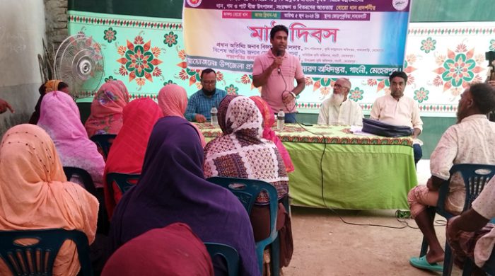 গাংনীতে বোরো ধান প্রদর্শনীর মাঠ দিবস অনুষ্ঠিত