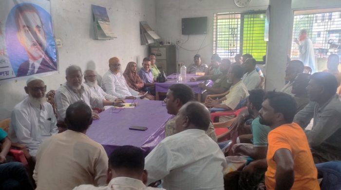 সাবেক এমপি আমজাদ হোসেনের সাথে গাংনী উপজেলা ও পৌর বিএনপির মতবিনিময়