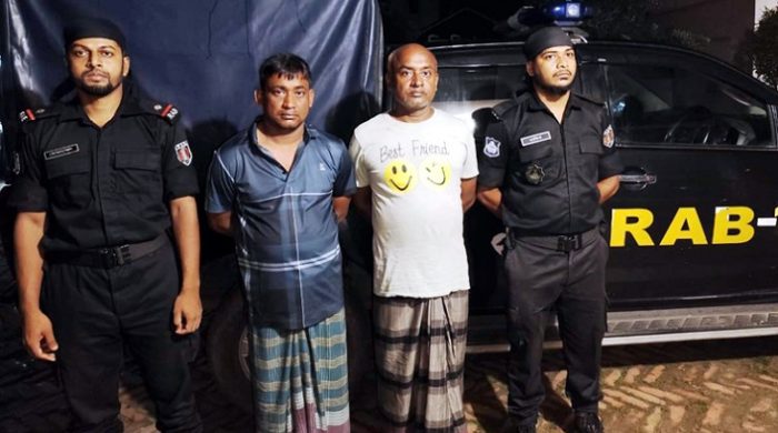 গাংনীতে র‌্যাবের অভিযানে হত্যা মামলার দুই আসামি গ্রেফতার