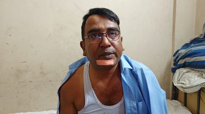 গাংনীতে ওষুধ কোম্পানীর প্রতিনিধি মশিউর রহমানকে পিটিয়ে জখম