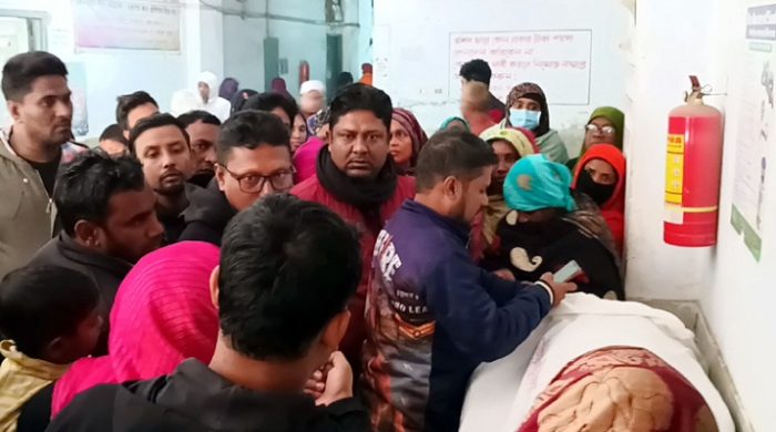 মেহেরপুরে সড়ক দুর্ঘটনায় এক নারীর মৃত্যু