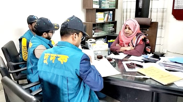 কুষ্টিয়ায় কৃষিযন্ত্র বিতরণে দুর্নীতির প্রমাণ পেয়েছে দুদক
