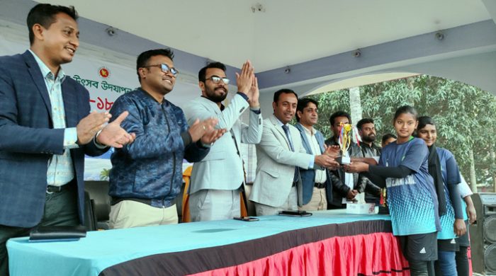 গাংনীতে তারুণ্যের উৎসব উদযাপন উপলক্ষে যুব কাবাডি অনুষ্ঠিত