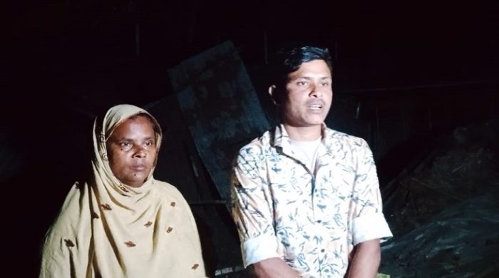 মেহেরপুরে ভাঙ্গচুর ও হামলার প্রতিবাদে সংবাদ সম্মেলন