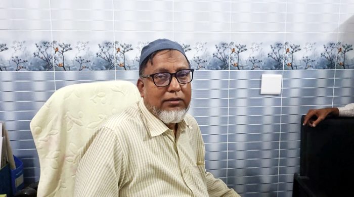 কুষ্টিয়ায় ঘুষ লেনদেনের অভিযোগে সাব-রেজিস্ট্রার অবরুদ্ধ