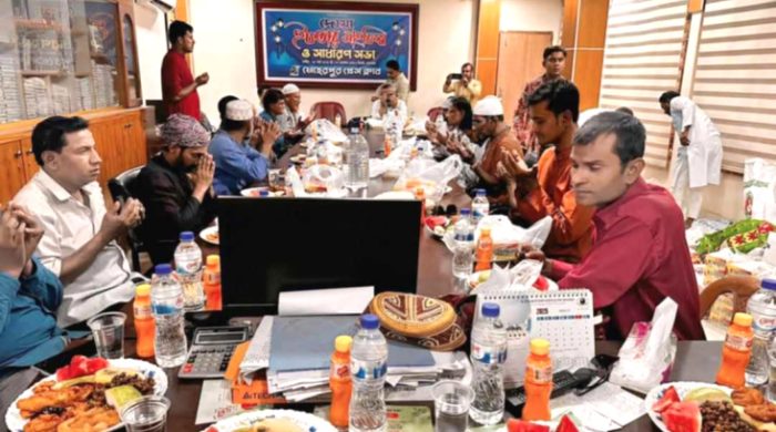 মেহেরপুর প্রেস ক্লাবের সাধারণ সভা ও ইফতার মাহফিল