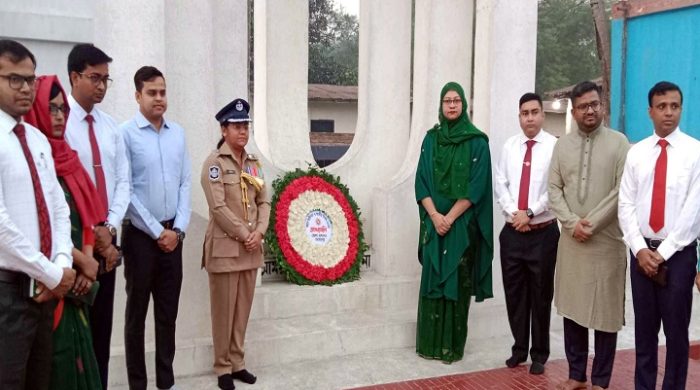 যথাযোগ্য মর্যাদায় মেহেরপুরে পালিত হচ্ছে মহান স্বাধীনতা দিবস