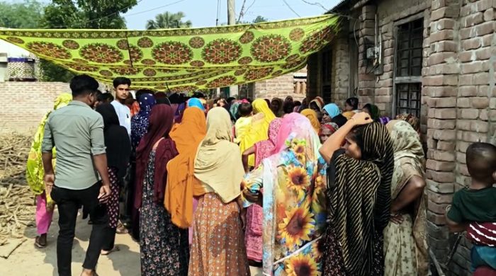 গাংনীতে স্যালো ইঞ্জিন চালিত দুটি অবৈধ যানের সংঘর্ষে কিশোর নিহত