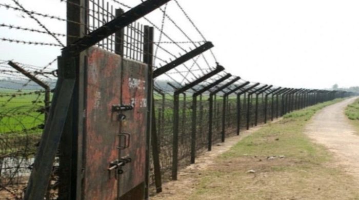 ঝিনাইদহের মহেশপুর সীমান্তে বিএসএফের গুলিতে একজন আহত