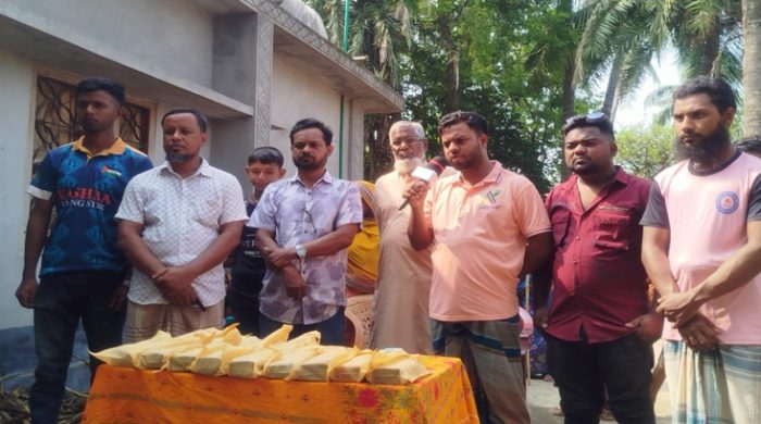 গাংনীতে কসবা ব্লাড ব্যাংক সোসাইটির উদ্যোগে ঈদ উপহার বিতরণ