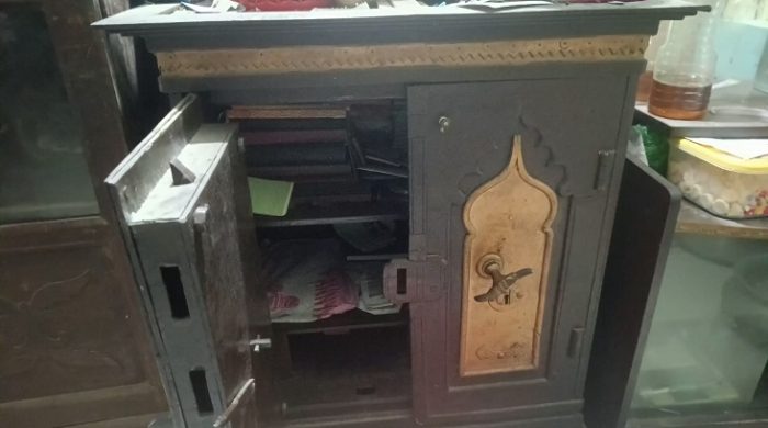 ঝিনাইদহে ব্যবসায়ীর বাড়িতে দুর্ধর্ষ ডাকাতি