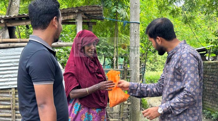 গাংনীতে এনসিপির উদ্যোগে কোরবানির গোস্ত বিতরণ