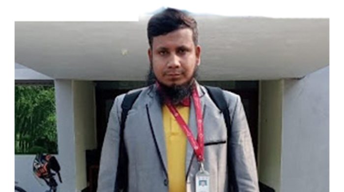 হরিণাকুণ্ডুতে সড়ক দুর্ঘটনায় মোটরসাইকেল চালকের মৃত্যু