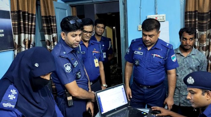 মেহেরপুরে থানায় নয় বাড়িতে বসেই অনলাইনে হবে জিডি