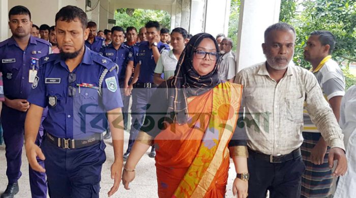 সাংবাদিক নির্যাতনের মামলায় কুড়িগ্রামের সাবেক ডিসি সুলতানা পারভীন কারাগারে