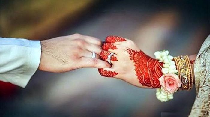 আমতলীতে এক নারীর বিরুদ্ধে একাধিক বিয়ে ও অর্ধকোটি টাকা হাতিয়ে নেওয়ার অভিযোগ
