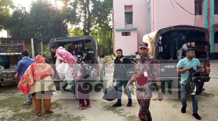 গাংনীর কাজিপুর সীমান্তে ১২ জন বাংলাদেশীকে হস্তান্তর করলো বিএসএফ