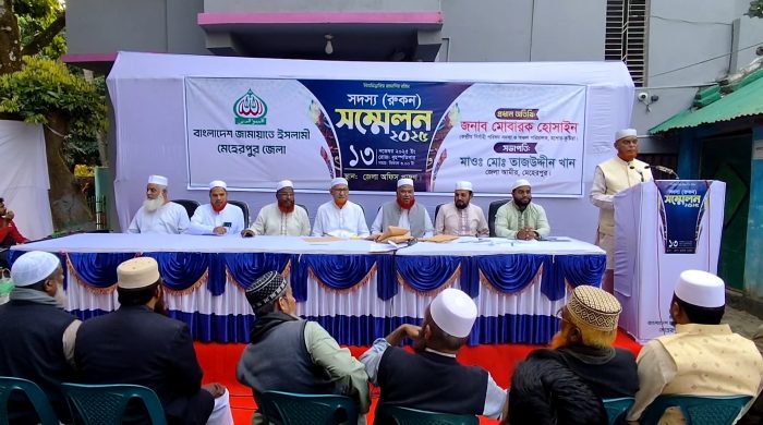 নিষিদ্ধ সংগঠন আওয়ামী লীগকে বাংলাদেশে রাজনীতি করতে দেওয়া হবে না- মোবারক হোসাইন