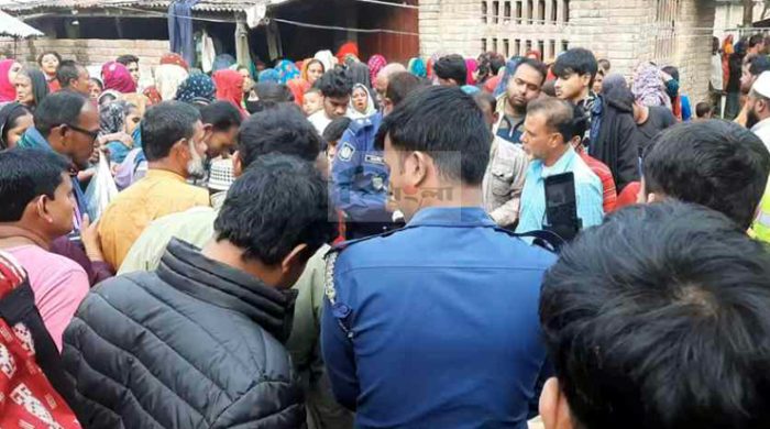 ঝিনাইদহে প্রবাস ফেরত ছোট ভাইয়ের বঁটির আঘাতে বড় ভাই নিহত