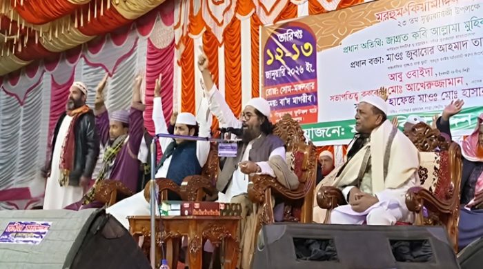 প্রশাসনের হস্তক্ষেপে গাংনীর গাড়াডোবের আলোচিত সেই মাহফিল বন্ধ