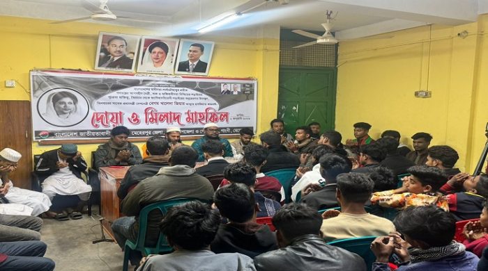 বেগম খালেদা জিয়ার আত্মার মাগফিরাত কামনায় ছাত্রদলের দোয়া মাহফিল অনুষ্ঠিত
