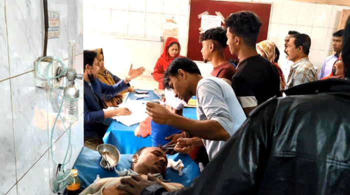 গাংনীতে বিএনপি কর্মীদের হামলায় ৩ জামায়াত কর্মী আহত