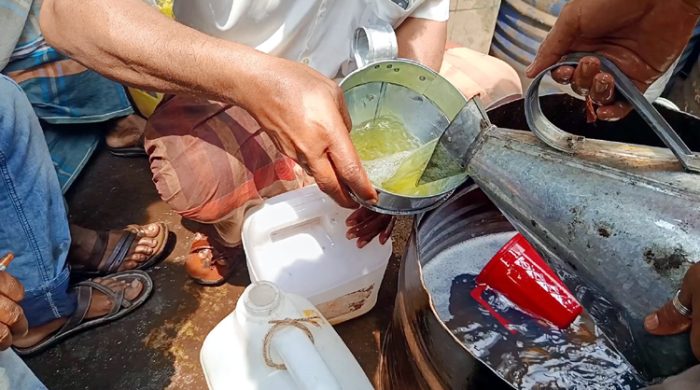 ডিলার পর্যায়ে ডিজেল পাওয়ায় চাষীদের মাঝে স্বস্তি