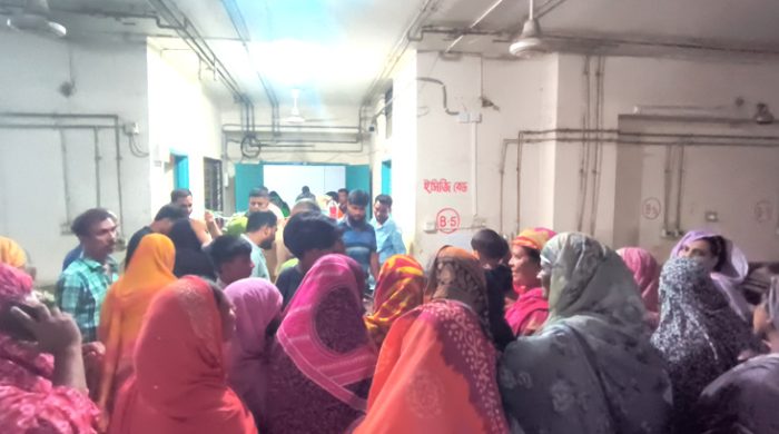 মেহেরপুরে দুটি মোটরসাইকেলের মুখোমুখি সংঘর্ষে দুইজন গুরুতর আহত