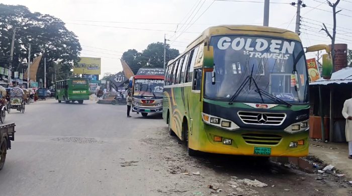 পুলিশ সুপারের আশ্বাসে মেহেরপুর-চুয়াডাঙ্গা সড়কে বাস ধর্মঘট প্রত্যাহার