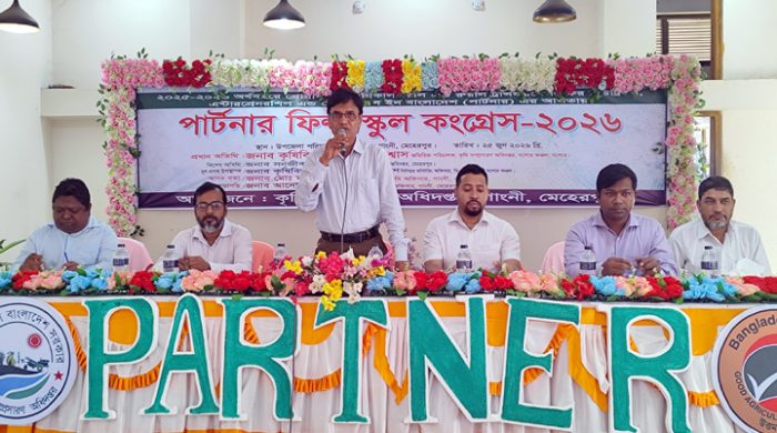 গাংনীতে পার্টনার ফিল্ড স্কুল কংগ্রেস অনুষ্ঠিত ও কৃষি সরঞ্জাম বিতরণ