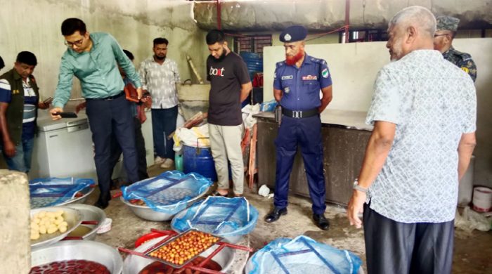 ঝিনাইদহে সুইট হোটেল এন্ড রেস্তোরাঁকে ২ লাখ টাকা জরিমানা