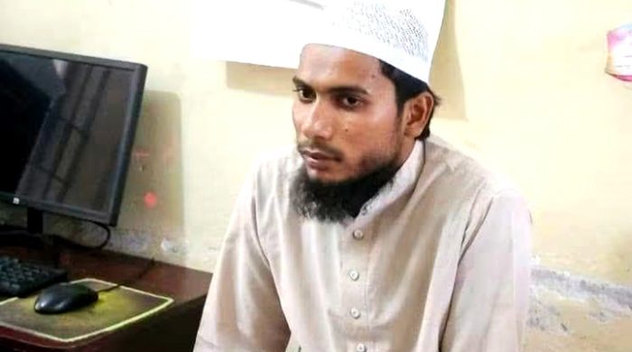কুমারখালীতে মাদ্রাসা শিক্ষার্থীকে বলাৎকারে অভিযোগে হুজুর আটক