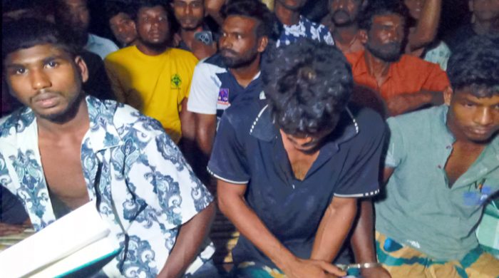 গাংনীতে ৩ মাদকসেবীকে ৩ মাস করে কারাদণ্ড দিয়েছেন ভ্রাম্যমাণ আদালত