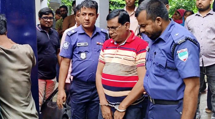 ভারতে যাওয়ার সময় আটক মেহেরপুর জেলা আ.লীগের সাধারণ সম্পাদক জেল হাজতে