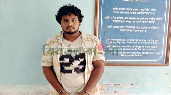 গাংনীতে ৮০ পিস ইয়াবাসহ আটক সাকিব আল হাসান